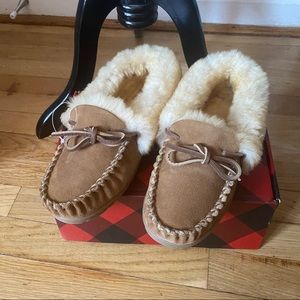 ❌SOLD❌ L.L. Bean Wicked Good Moccasins Slippers 7